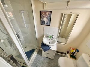 Photo 13- click for photo gallery